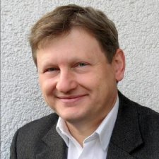 Dr. Wolfgang Ensinger